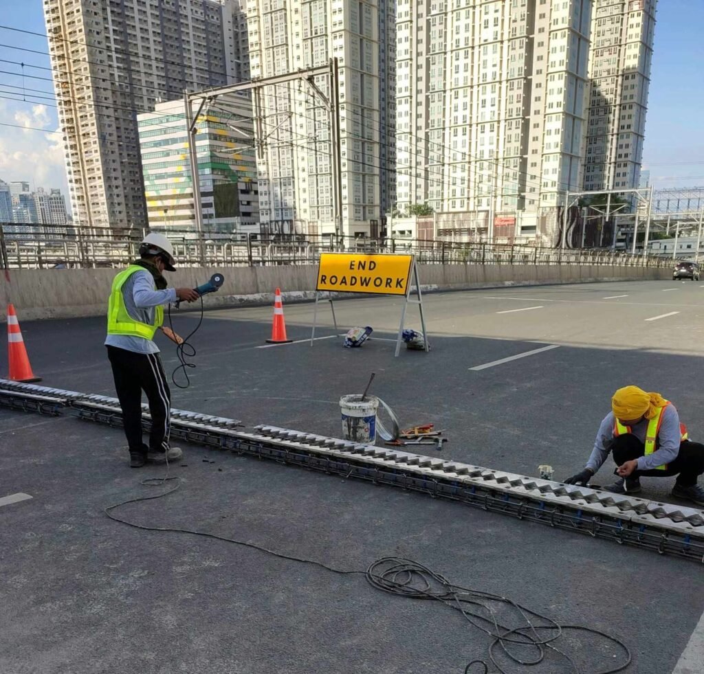 Magallanes Interchange – Installation of Finger-type Expansion Joint Project